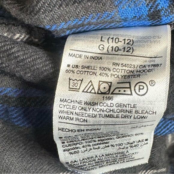 Old Navy black and blue plaid hooded button down flannel top size large - Picture 5 of 5
